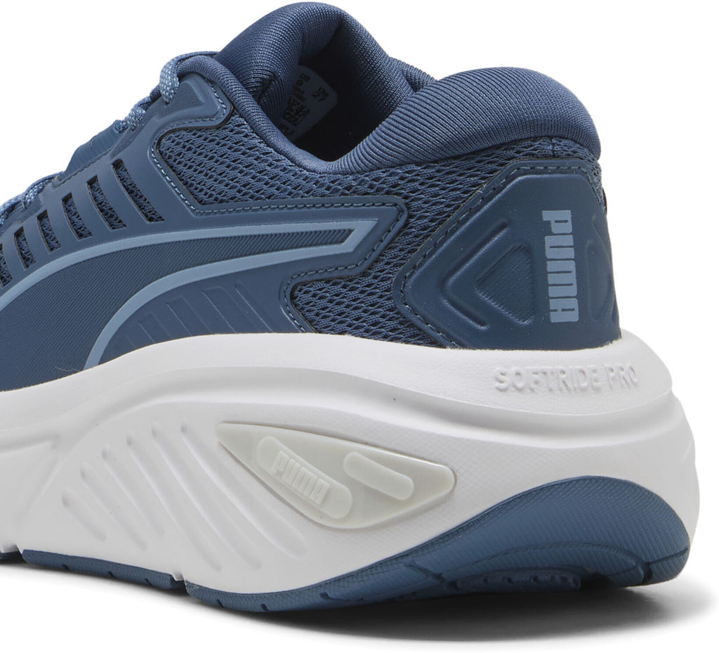 Кроссовки взрослые