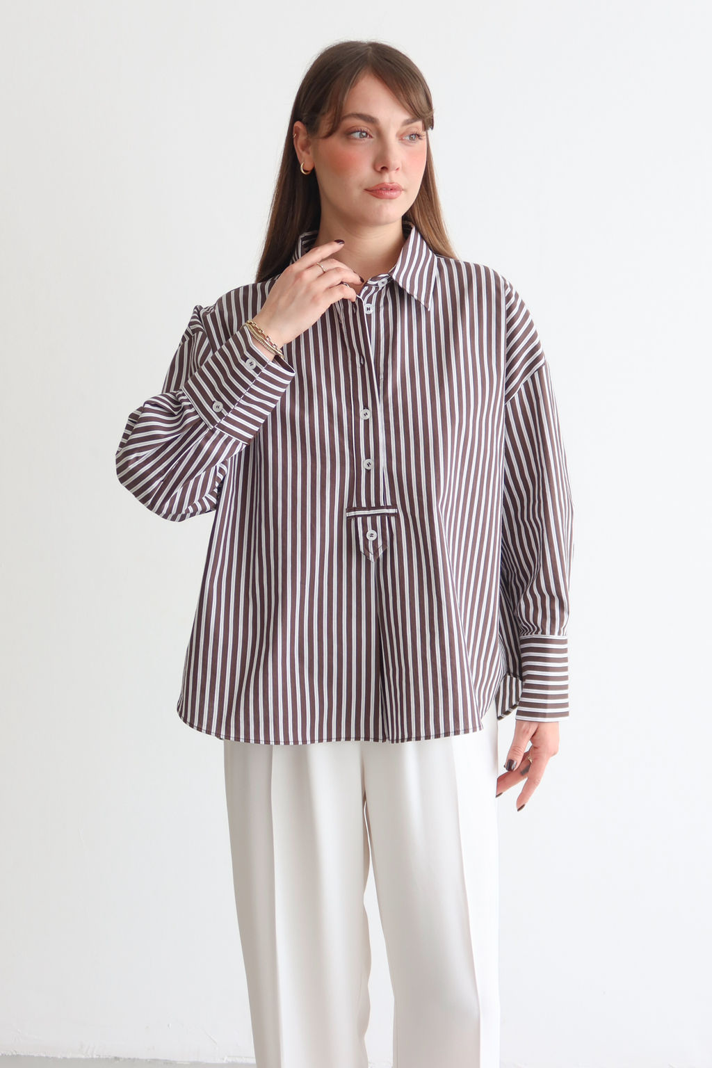 Koyu Kahverengi-Ekru Cizgili Yar?m Dugmeli Oversize Dokuma Bluz TWOSS26BZ00565 - Trendyolmilla фото 2