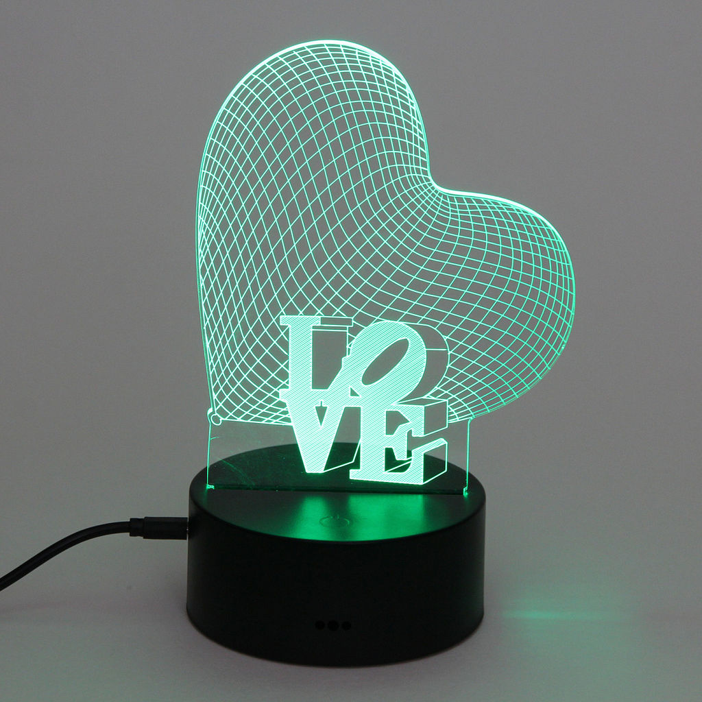 Цена за 2 шт. Светильник ночник "3D-LOVE" на пластиковой подставке, с включателем USB
