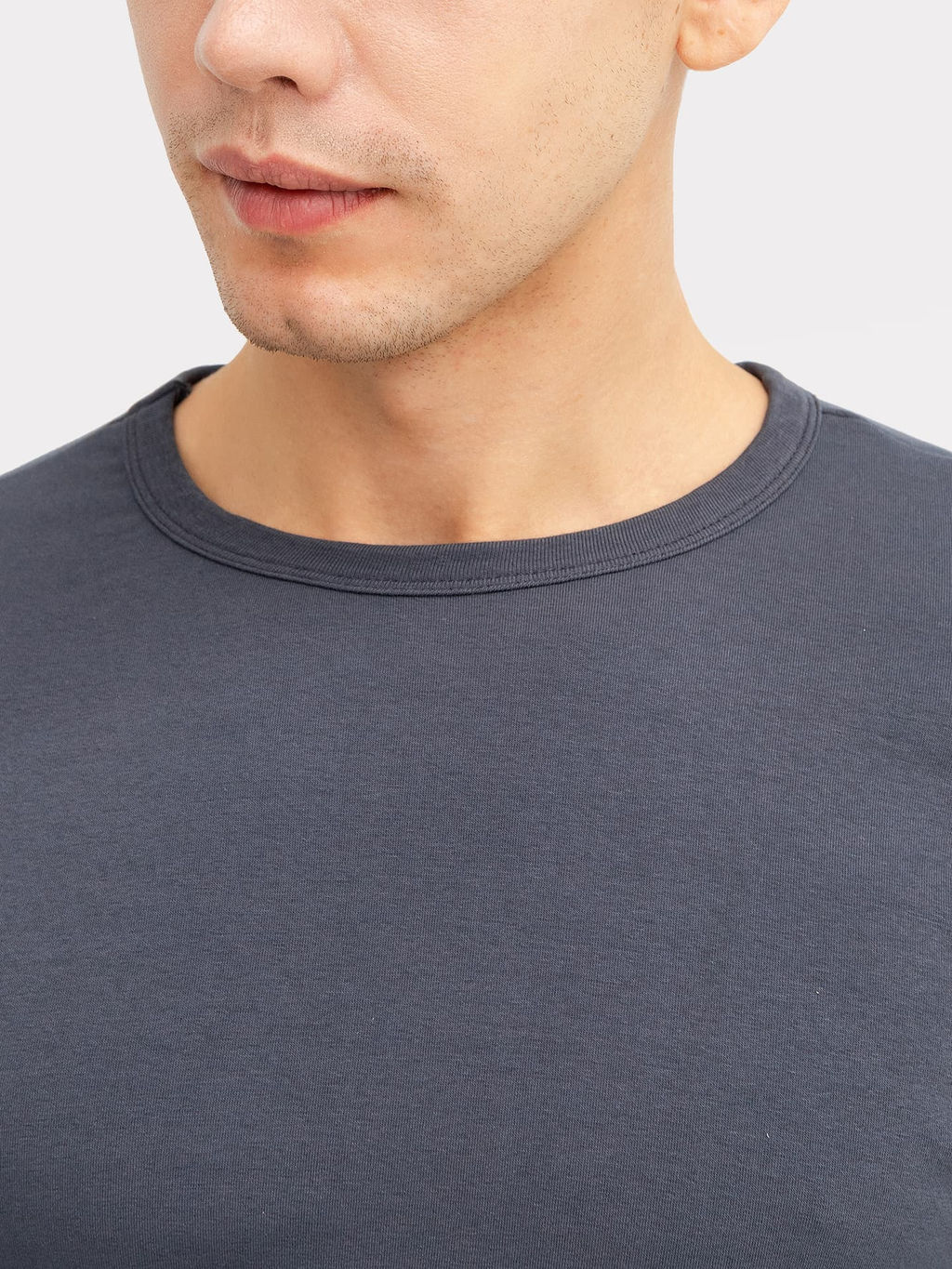 Лонгслив мужской в сером цвете графит 121862/1 - Mark formelle фото 5