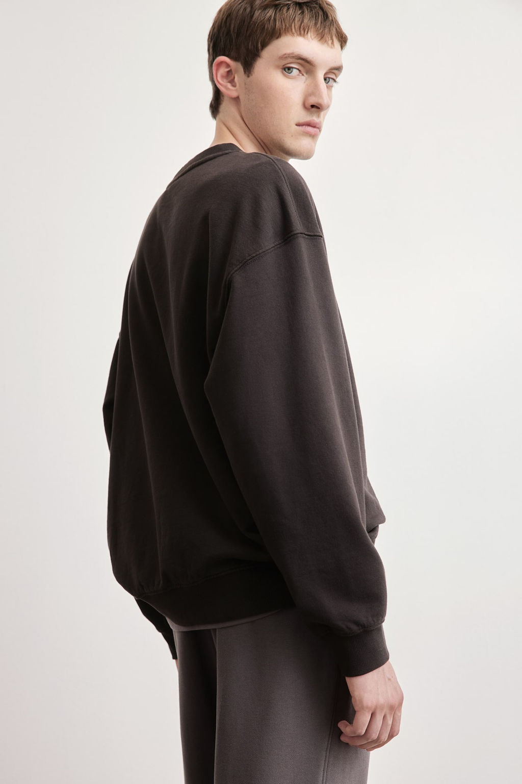 Sudadera de algodon efecto lavado Loose Fit - H&m фото 4