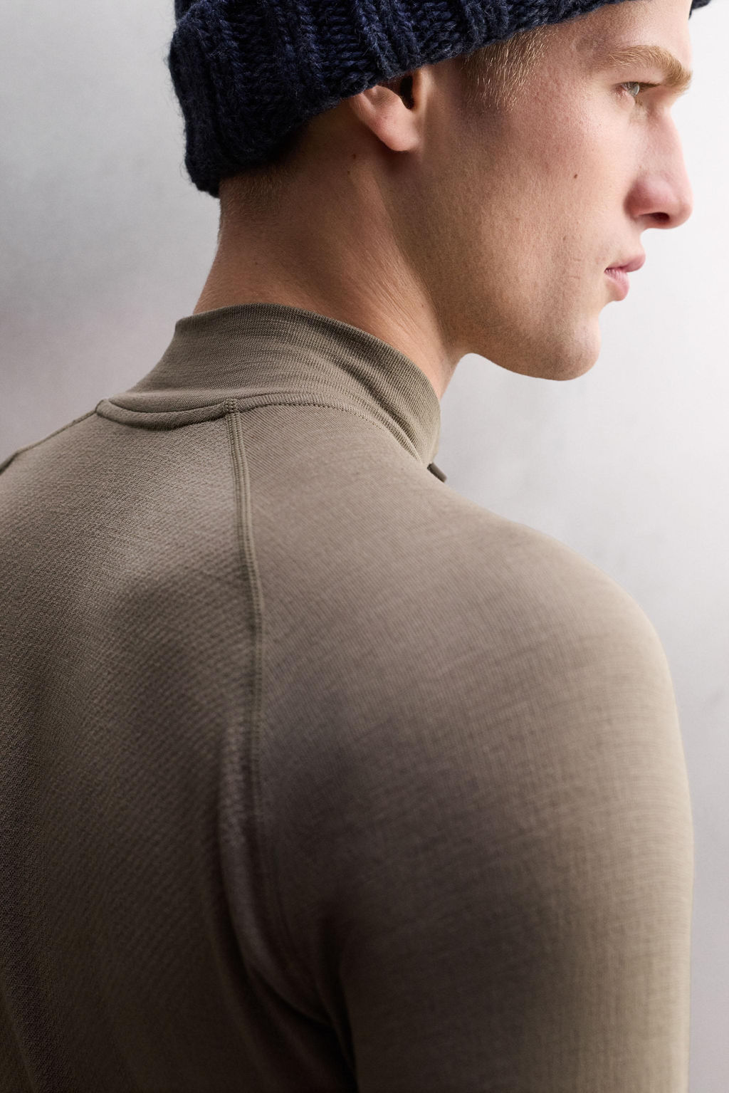 COMPRESSION QUARTER-ZIP SKI T-SHIRT - Zara фото 5