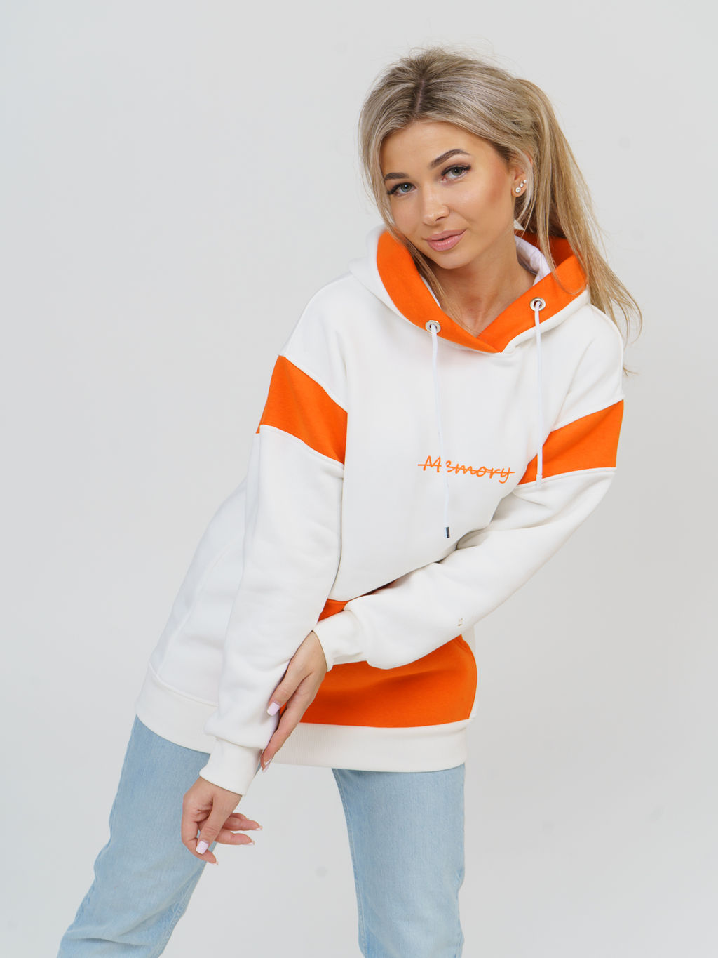 879 Толстовка "экрю/оранжевый"