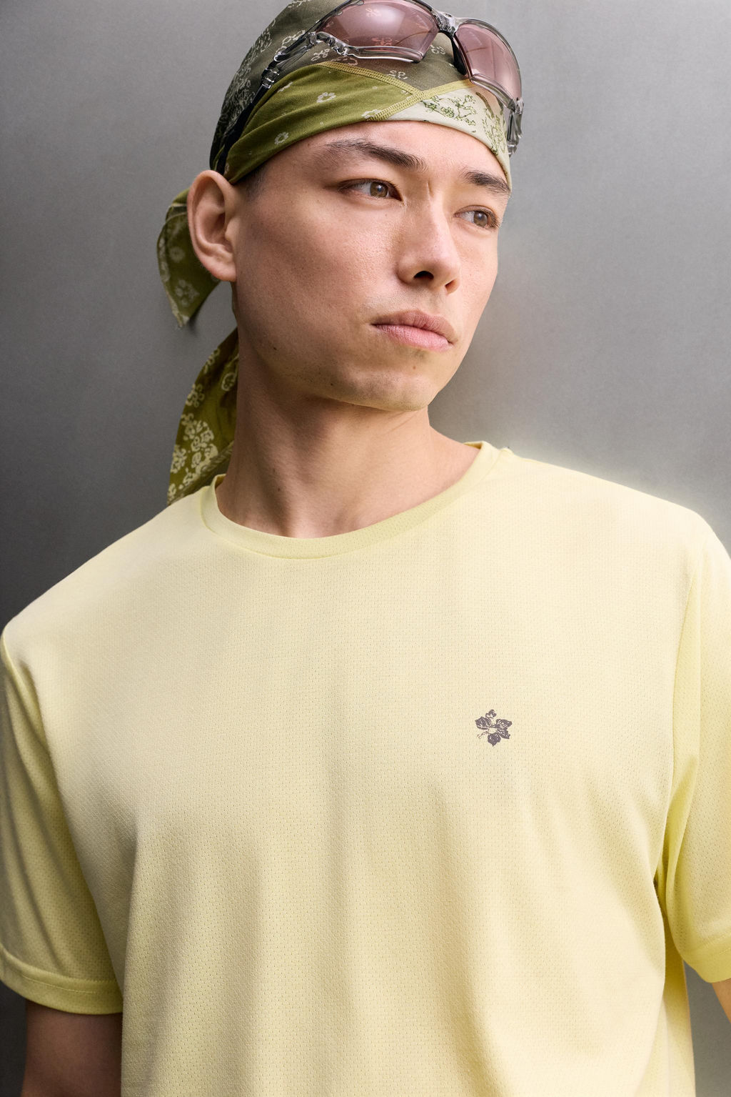 CAMISETA T?CNICA ESTAMPADO FLOR / Amarillo - Zara фото 5
