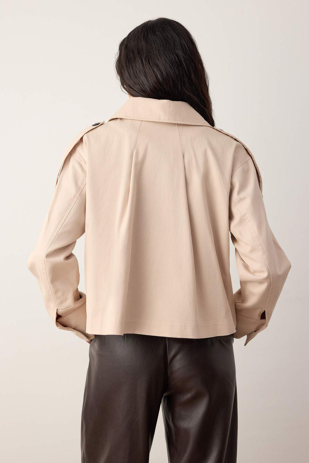 Bej Kruvaze Oversize K?sa Trenckot TWOAW26TR00020 - Trendyolmilla фото 4