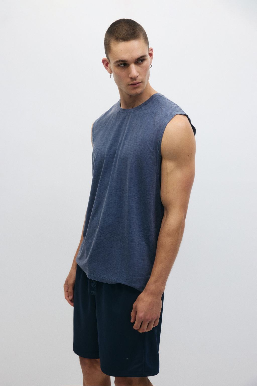 Camiseta de deporte con DryMove Regular Fit - H&m фото 8