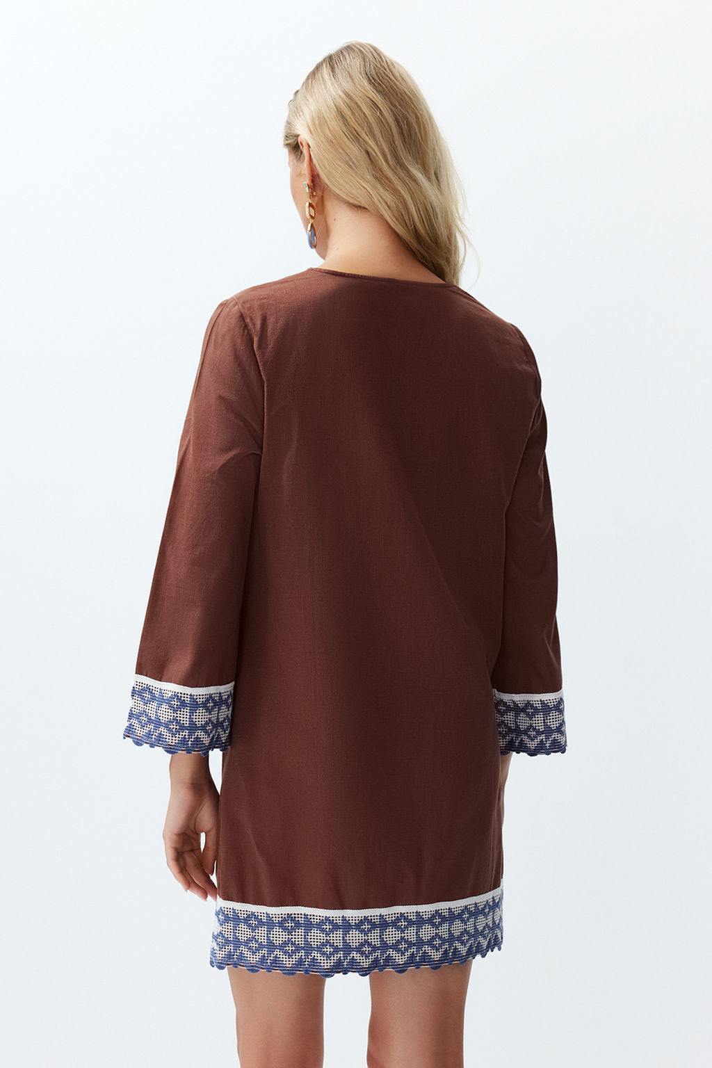 KahverengI Mini Dokuma Serit Aksesuarl? %100 Pamuklu Plaj Elbisesi TBESS24EL00094