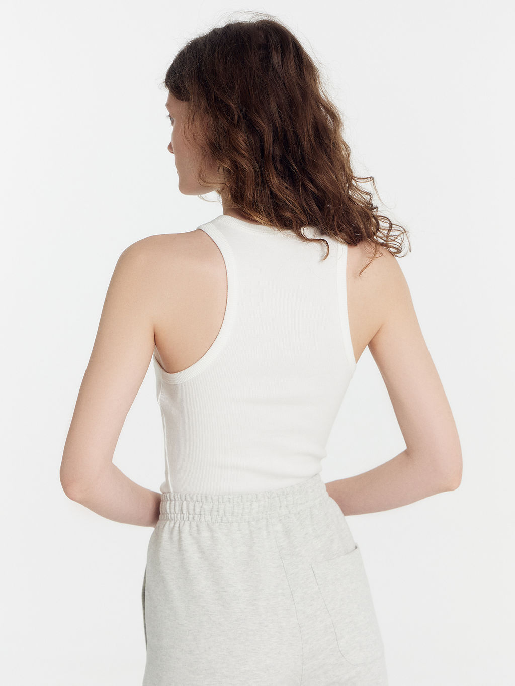 Топ женский в белом цвете белый 112965 - Mark formelle фото 4