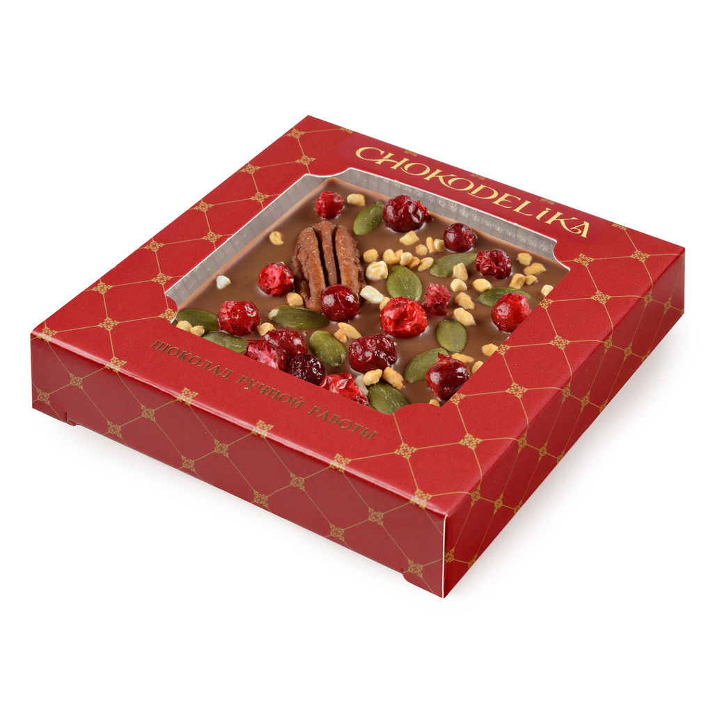 Шоколад молочный с украшением Пекан и брусника 35 гр - Chokodelika фото 3