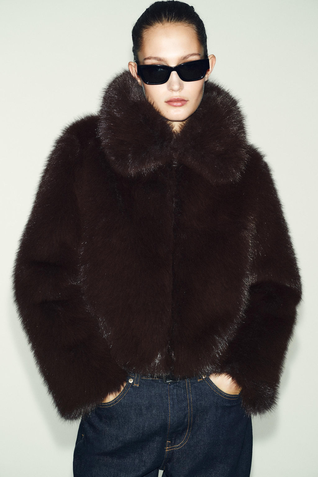 FAUX FUR COLLAR JACKET - Zara фото 13