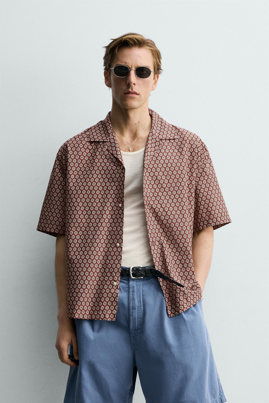 CAMISA RELAXED FIT ESTAMPADO GEOM?TRICO / Teja