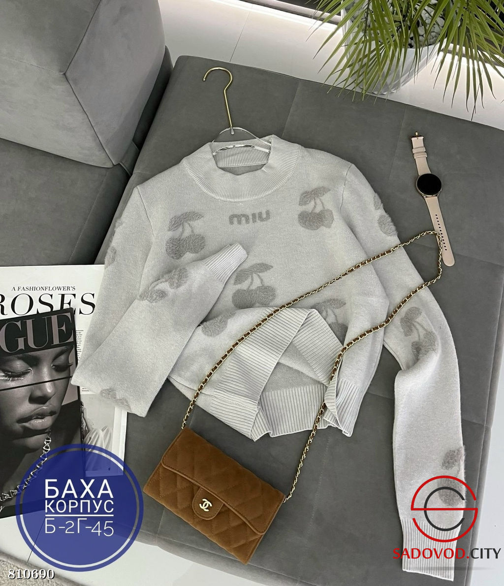 Свитер женский с принтом - Bruno фото 4