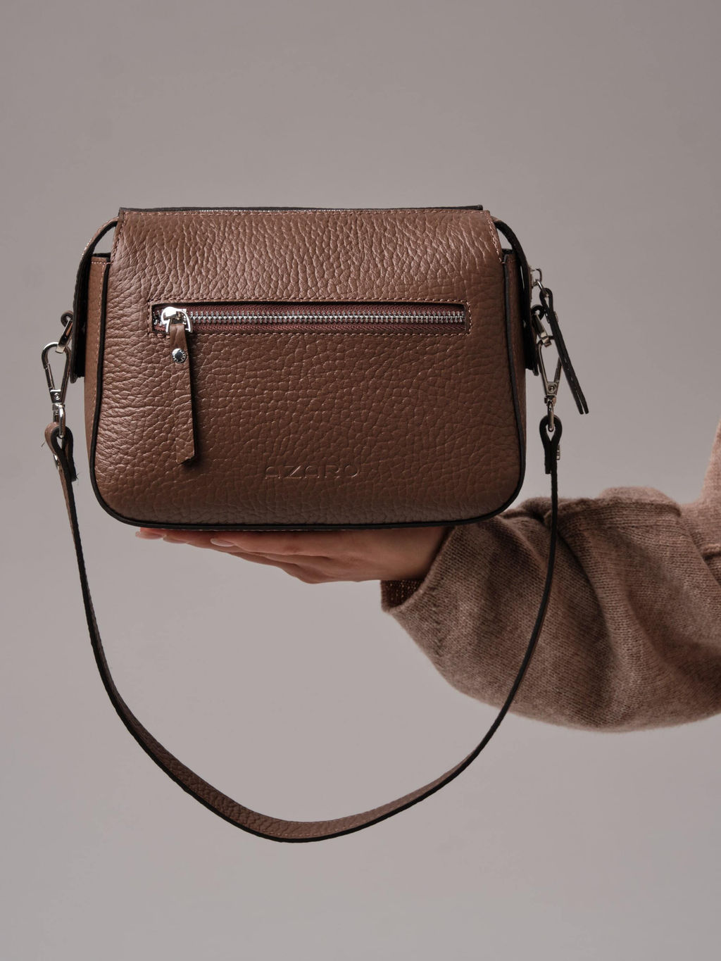 Женская сумка кросс-боди Azaro 3684 коричневый какао соло