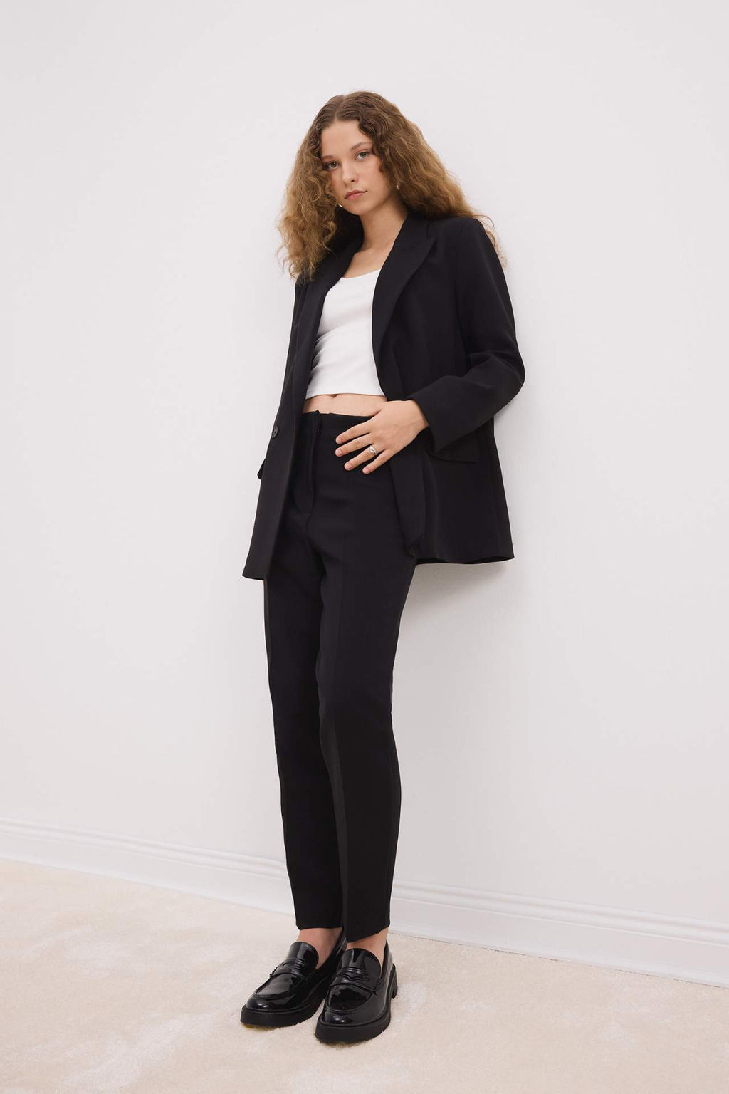 Crop Klasik Pantolon Carrot Fit Fermuarl? Yuksek Bel Basic Duz Dar Paca - Defacto фото 4