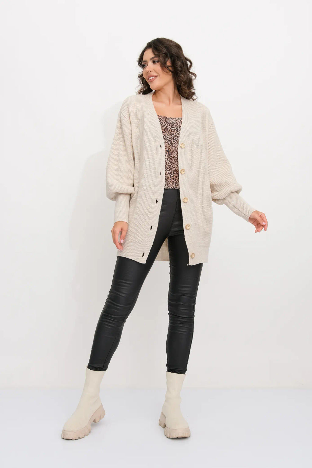 ЗЛАТА Кардиган М 3300/молочный