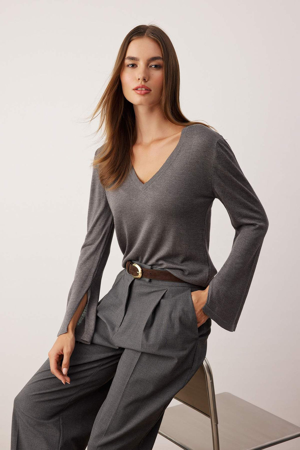 Siyah V Yaka Basic Triko Kazak | TWOAW26KZ00101 - Trendyolmilla фото 15