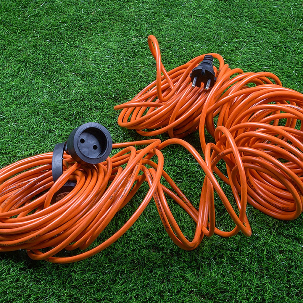 UG /UCK-1N/2x0,75/30M/O IP44 ORANGE Удлинитель силовой в бухте, б/з, 1гнездо, 30м (ПВС 2х0,75), 6A. Оранжевый. TМ Uniel