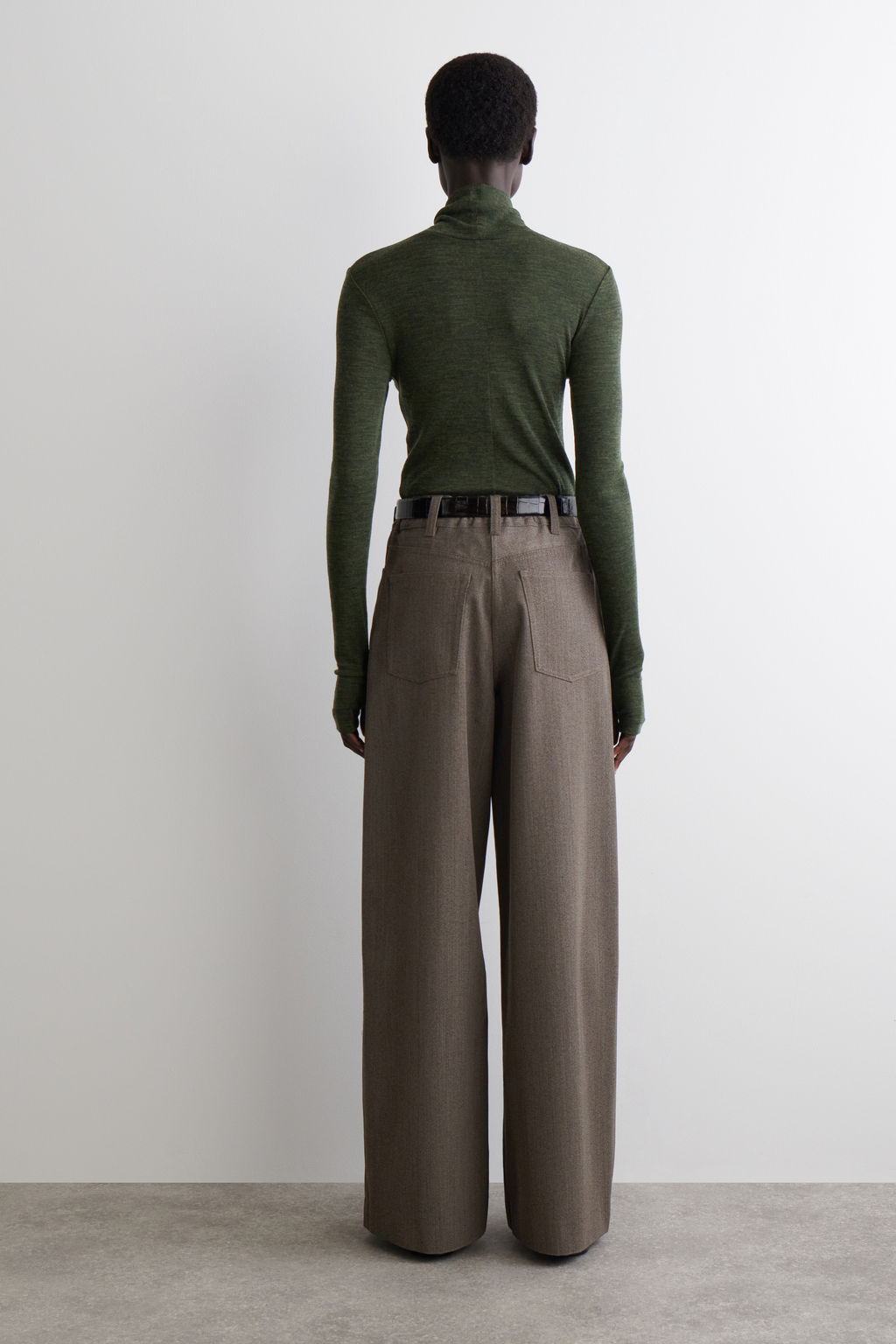 PANTALONES REGULAR FIT WIDE LEG MEZCLA LANA - H&m фото 4