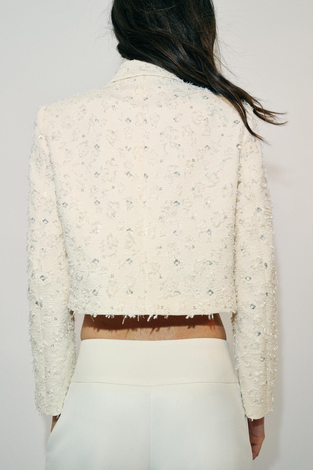 BLAZER CORTA DESFLECADA ABALORIOS / Crudo - Zara фото 6