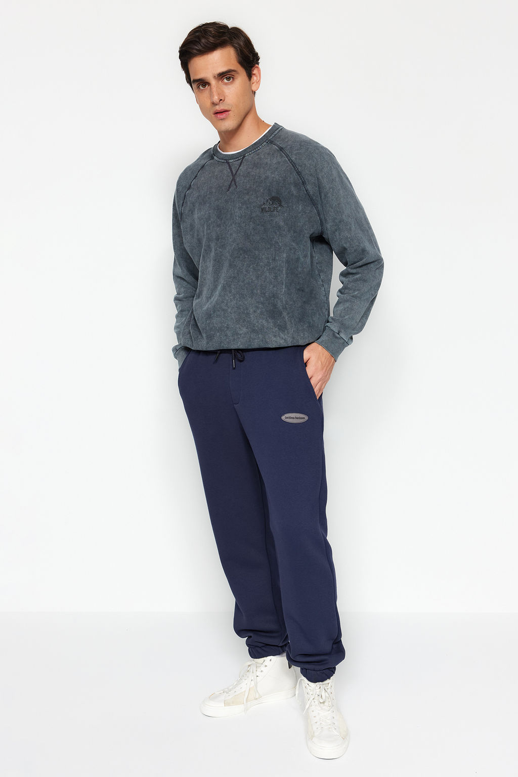 TRENDYOL MAN Siyah Oversize/Genis Kesim Telefon Cepli Etiketli Jogger Esofman Alt? TMNAW24EA00015 - Trendyolmilla фото 4