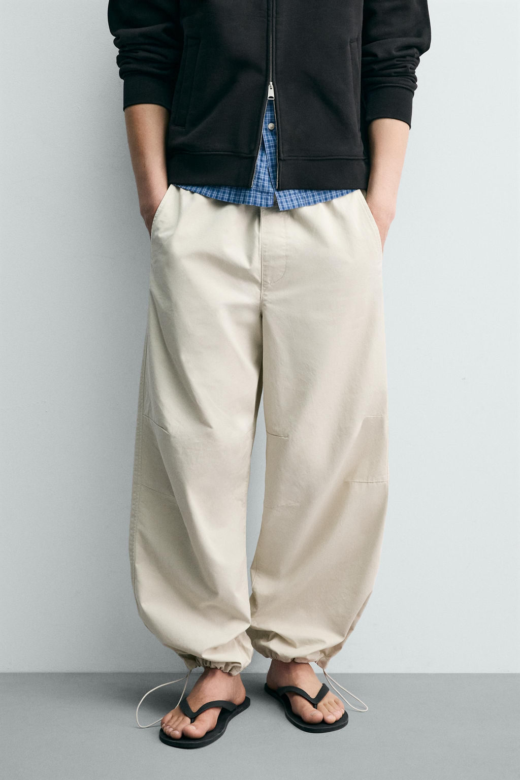 PANTAL?N PARACHUTE RELAXED FIT / Piedra - Zara фото 2