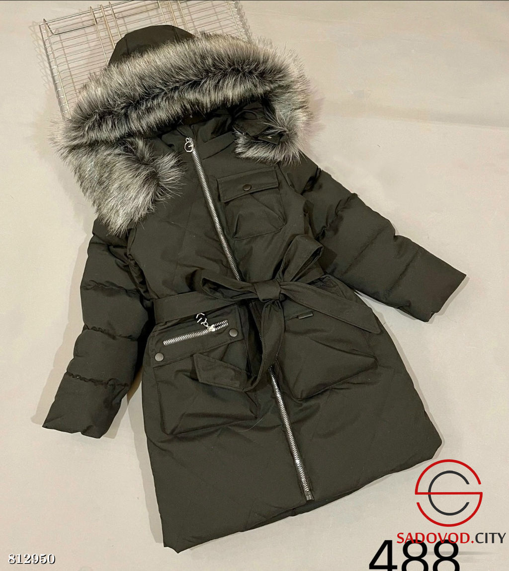 Пальто для девочки с карманами