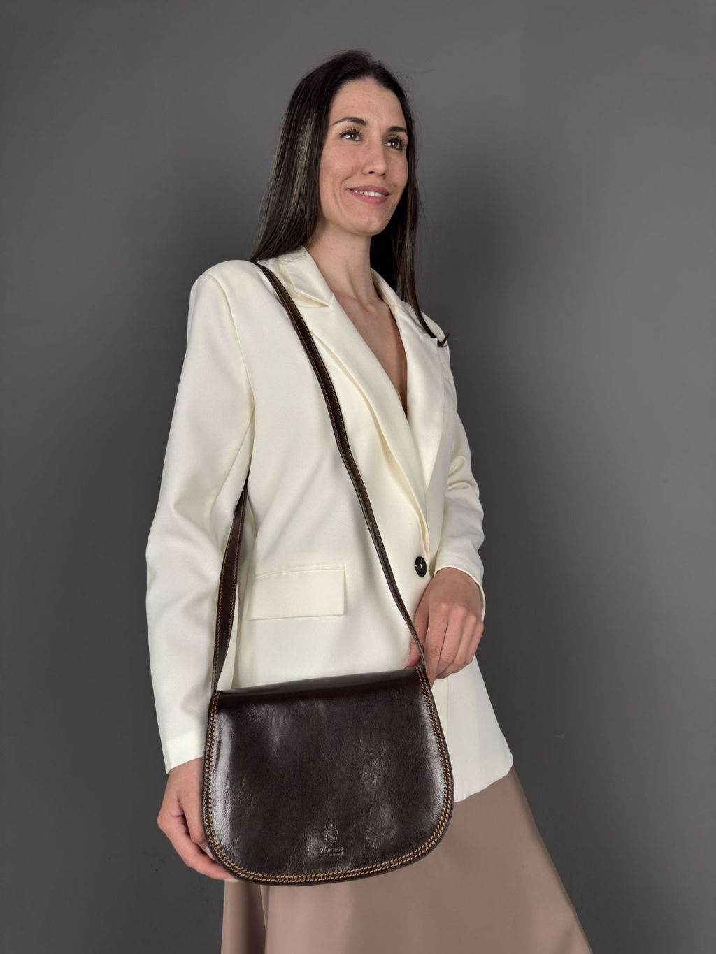 Сумка женская Sefaro Exotic из телячьей кожи гладкая матовая коричневая средняя  фото 8