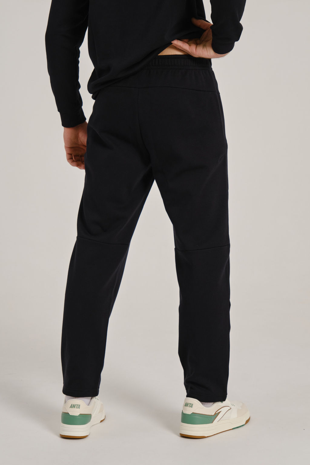 Брюки трикотажные утепленные Черный TRN Knit Track Pants - Anta фото 6