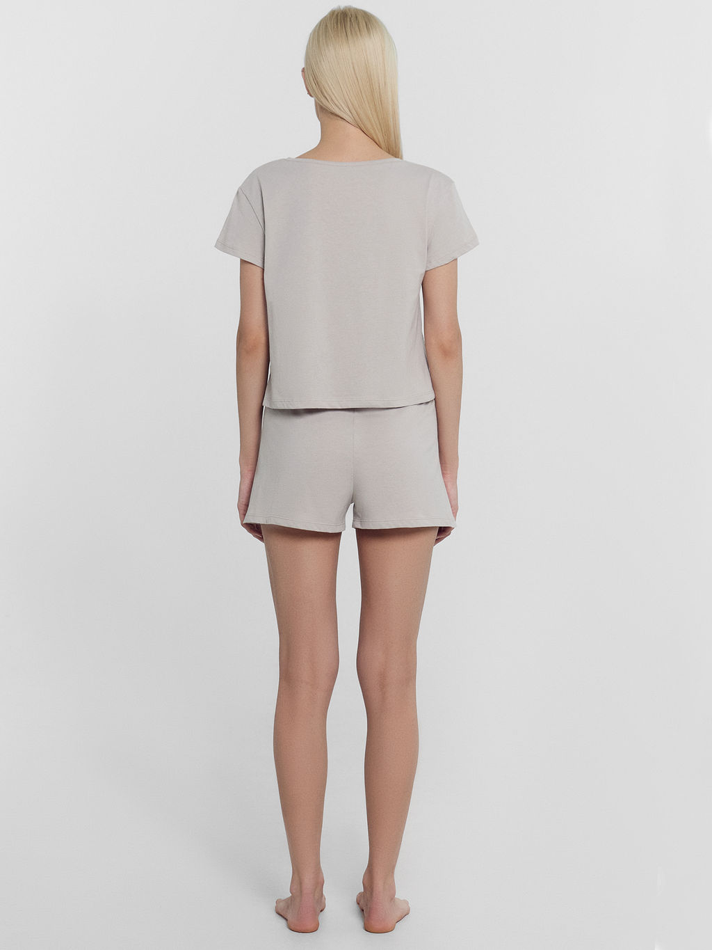 Комплект женский (джемпер, шорты) серый с печатью - Mark formelle фото 3