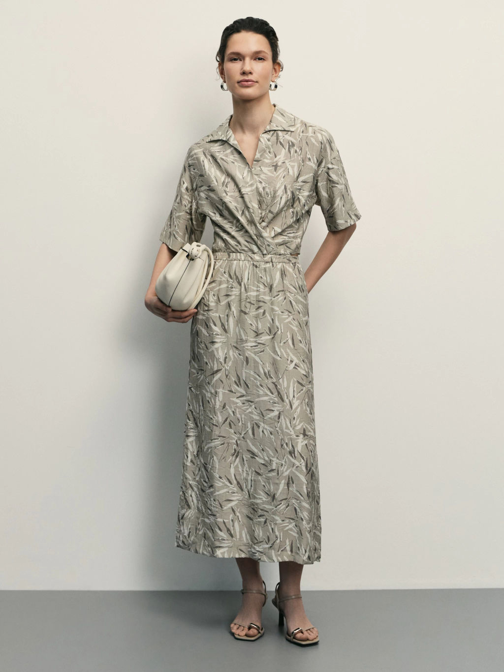 Блузка из вискозы с завязками / Zarina фото 2