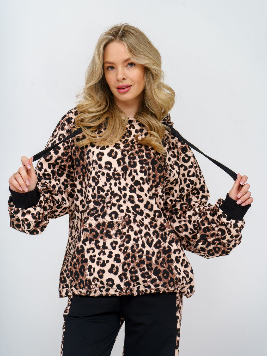 984 Худи "Леопард"