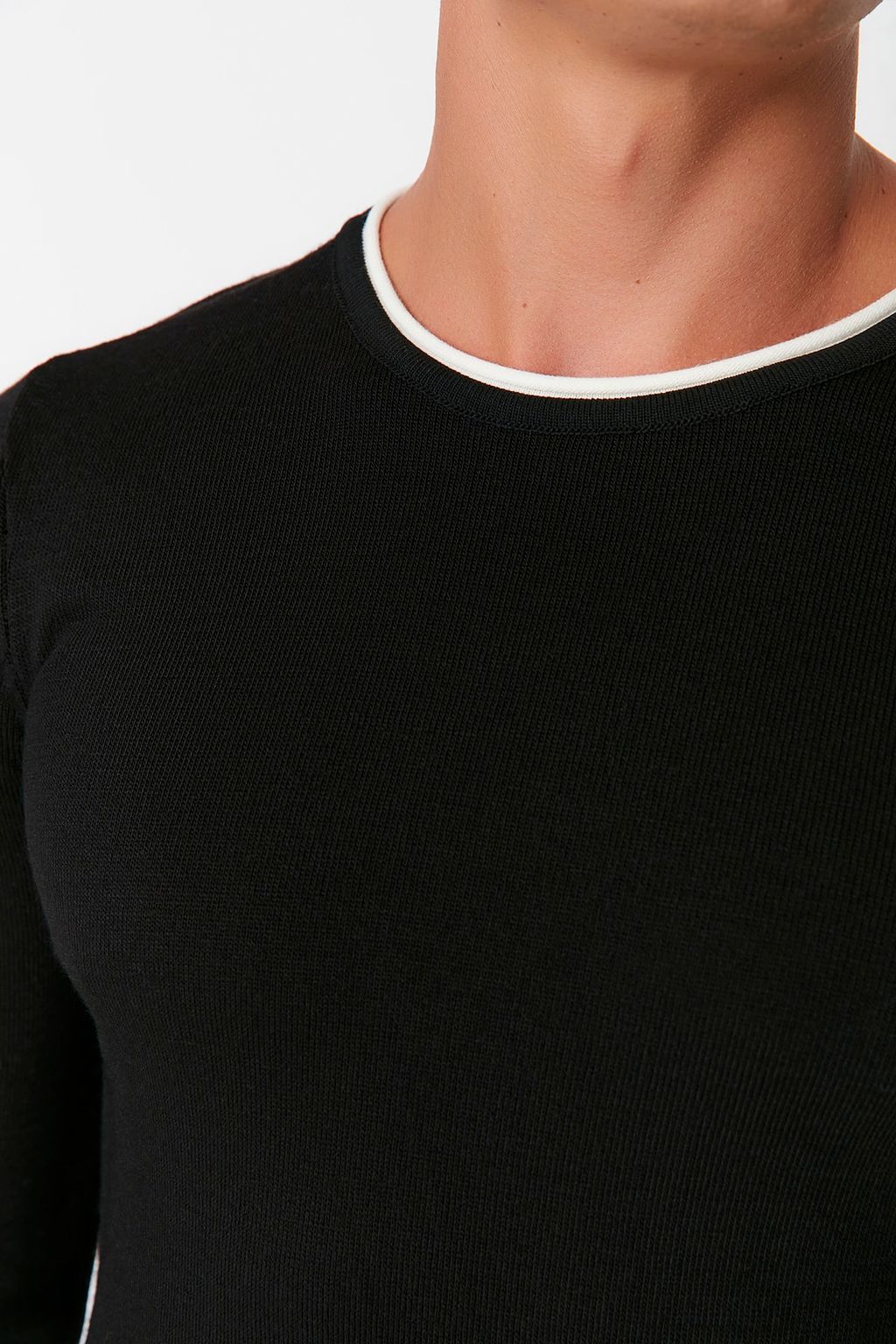 Trendyolmilla Man Lacivert Erkek Slim Fit Dar Kesim Kontrast Yaka Biyeli Kazak TMNAW21KZ2499  фото 9
