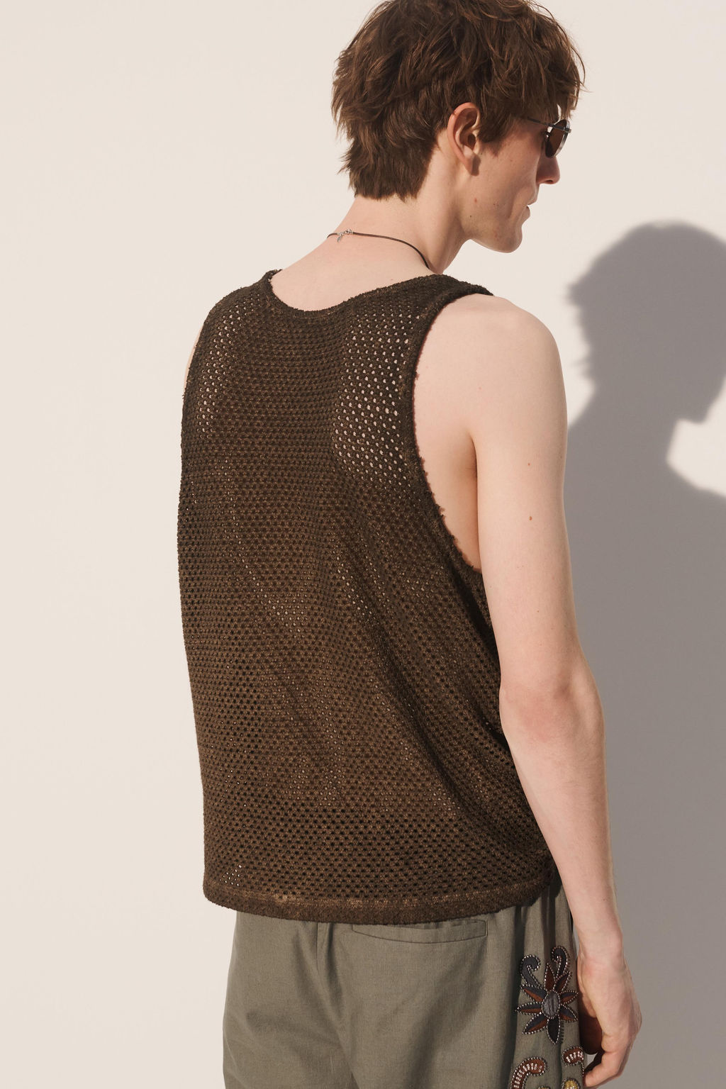 CAMISETA TANK PUNTO CROCHET / Marr?n