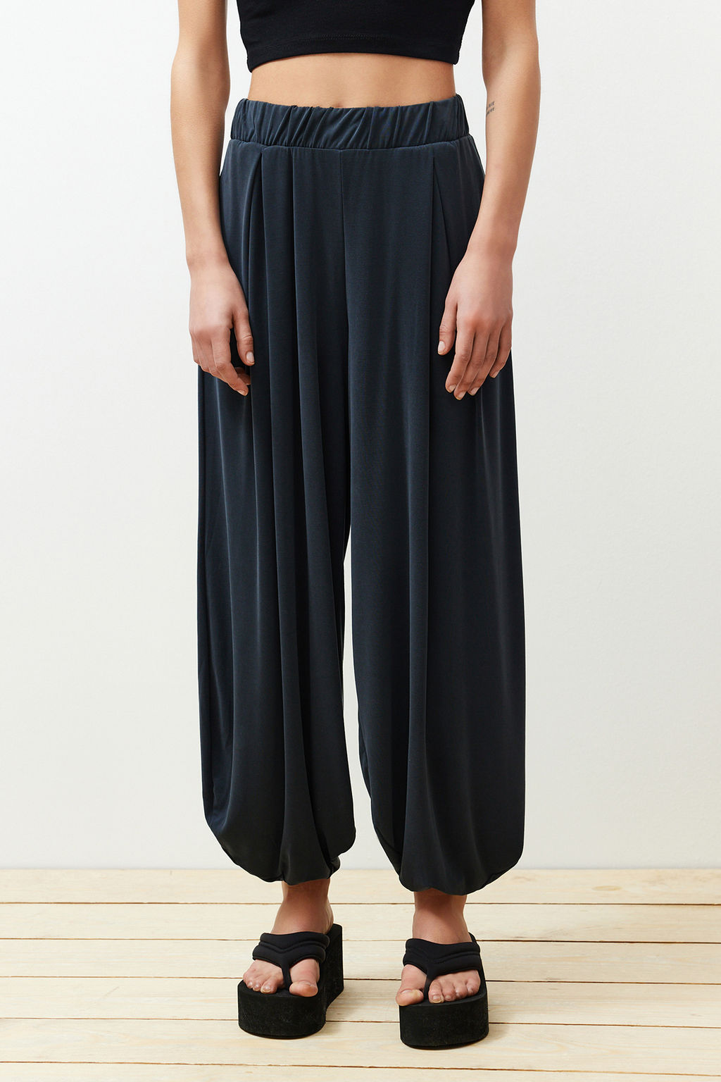 More Sustainable Antrasit Modal Icerikli Havuc/Salvar Orme Pantolon TWOSS24PL00094