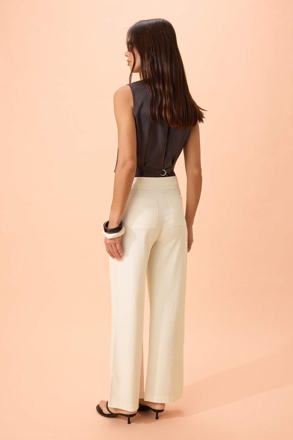 Beyaz Gabardin Cep Detayl? Pantolon TWOSS26PL00083 - Trendyolmilla фото 4