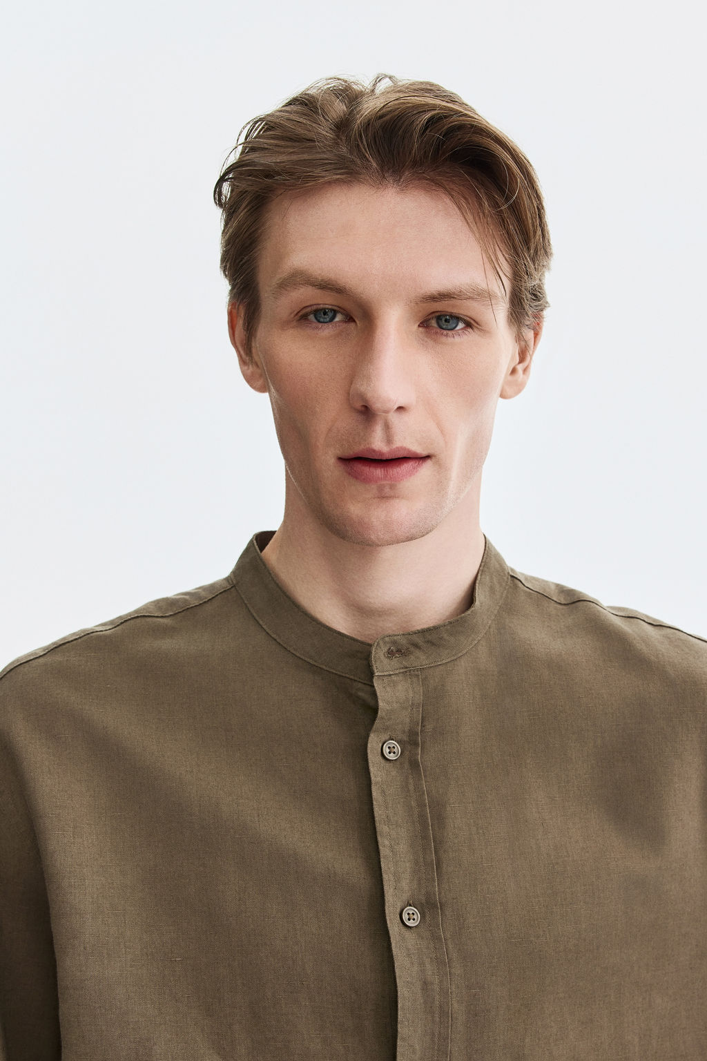 Camisa en mezcla de lino Relaxed Fit - H&m фото 5