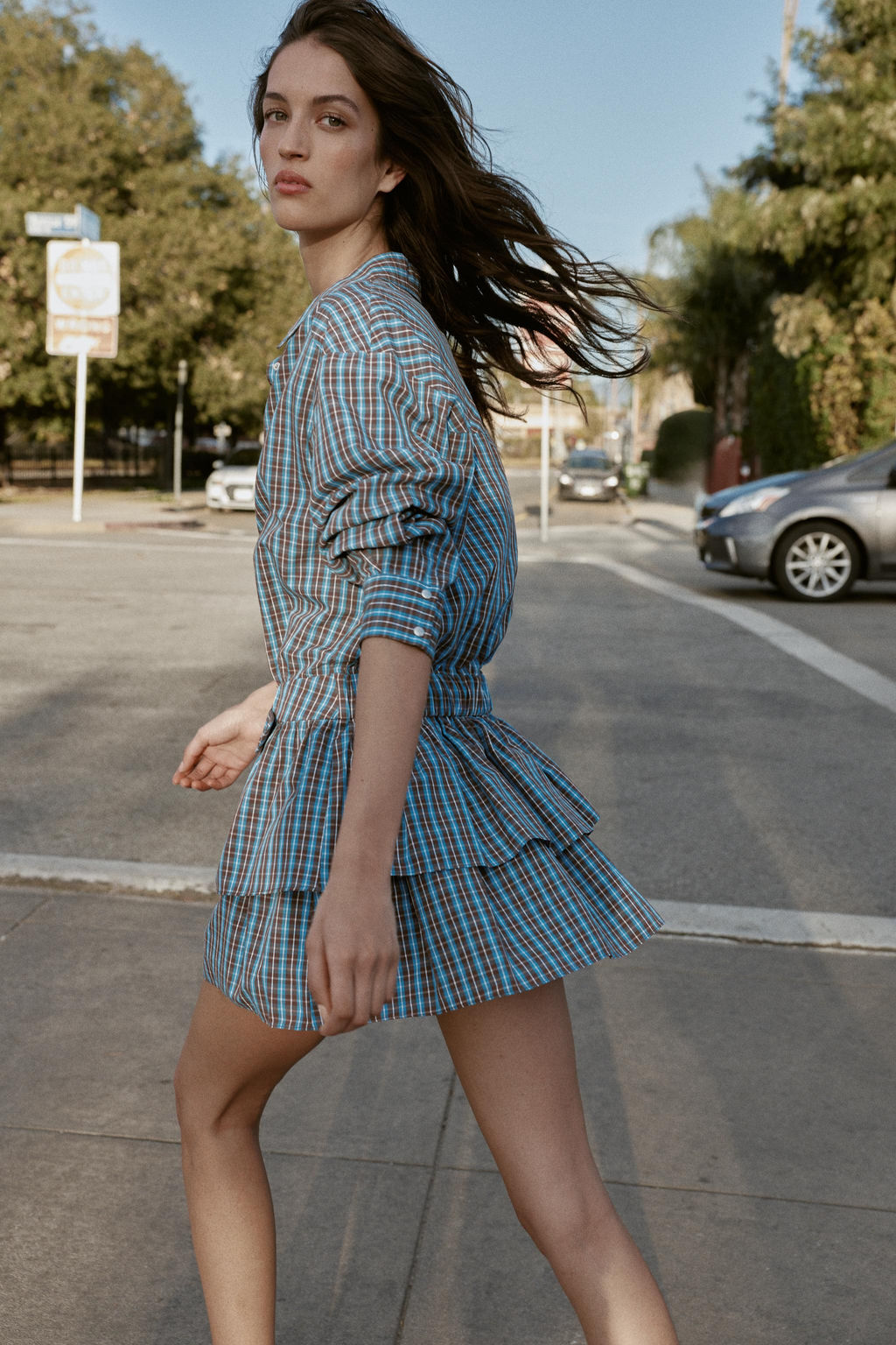 SHORT CHECKED DRESS WITH BELT AND RUFFLES - Zara фото 18