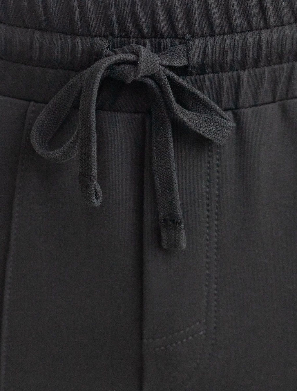 Брюки джоггеры на резинке из премиального футера двухнитки