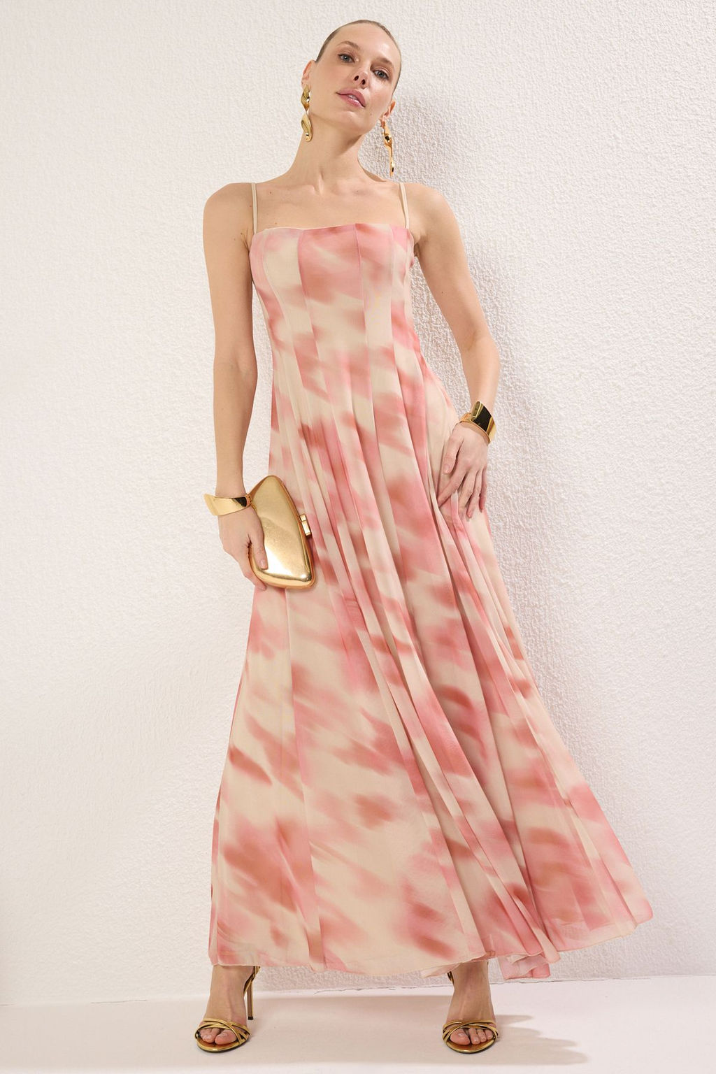 TRENDYOLMILLA Cok Renkli Soyut Desenli Tul Orme S?k Maxi Abiye & Mezuniyet Elbise TPRSS25AE00094  фото 2
