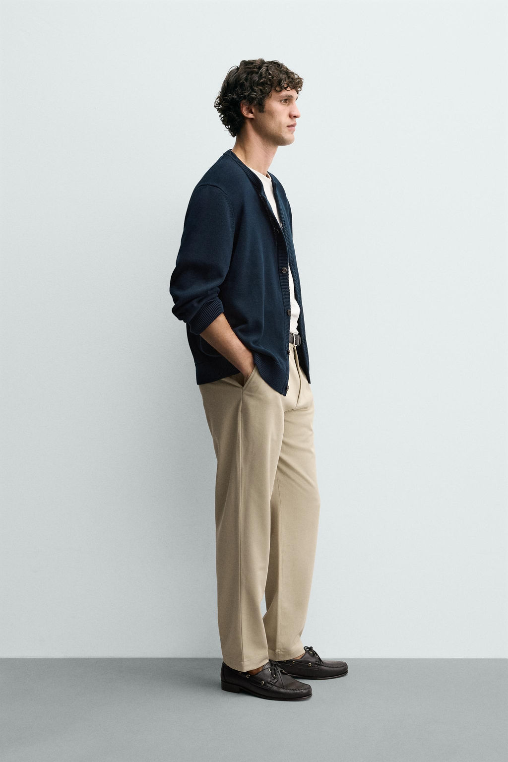 PANTAL?N STRAIGHT FIT CONFORT / Beige