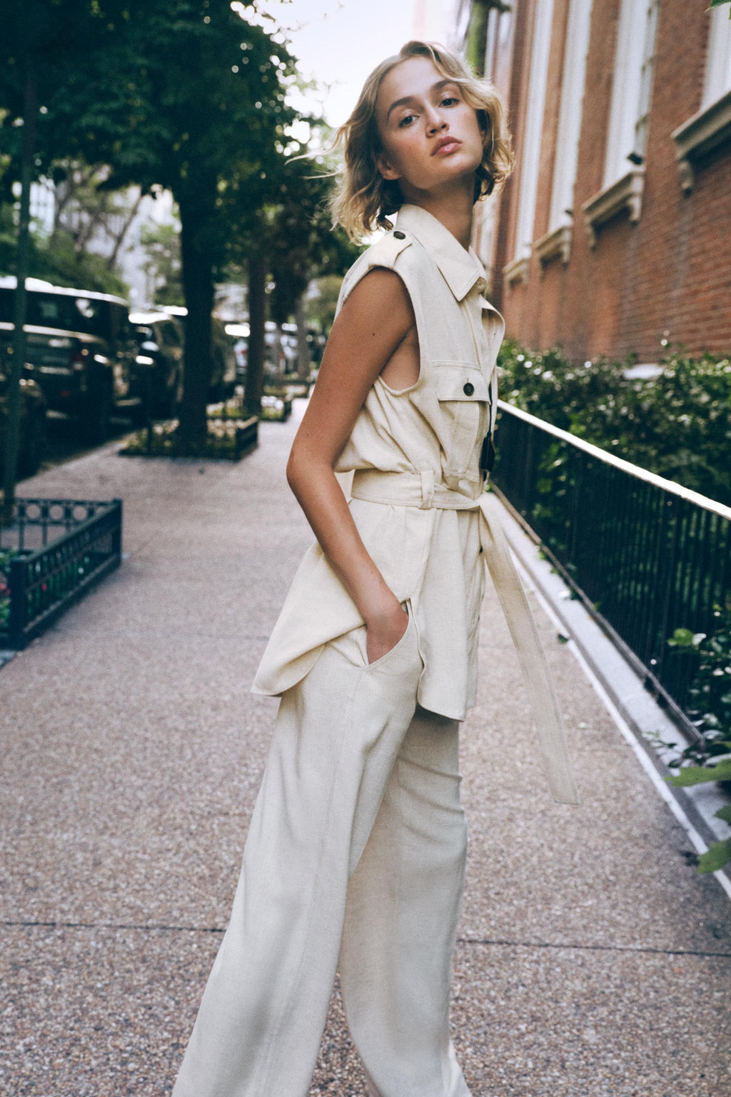 LONG WAISTCOAT WITH LINEN BELT