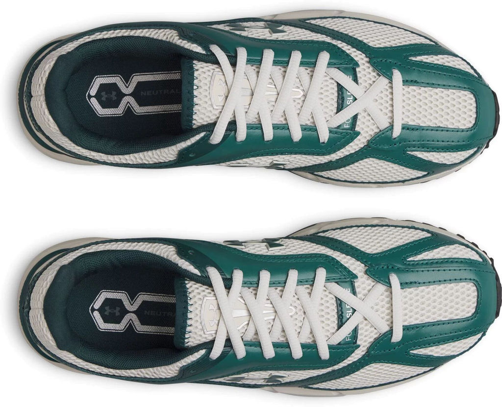 Кроссовки взрослые