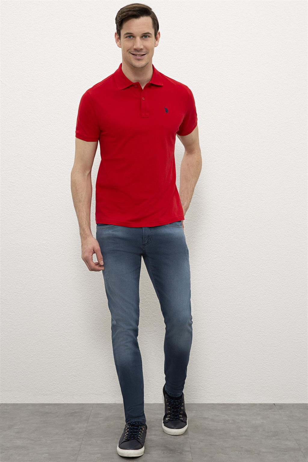 Мужская красная базовая футболка с воротником поло Неожиданная скидка в корзине - U.s. polo assn фото 4