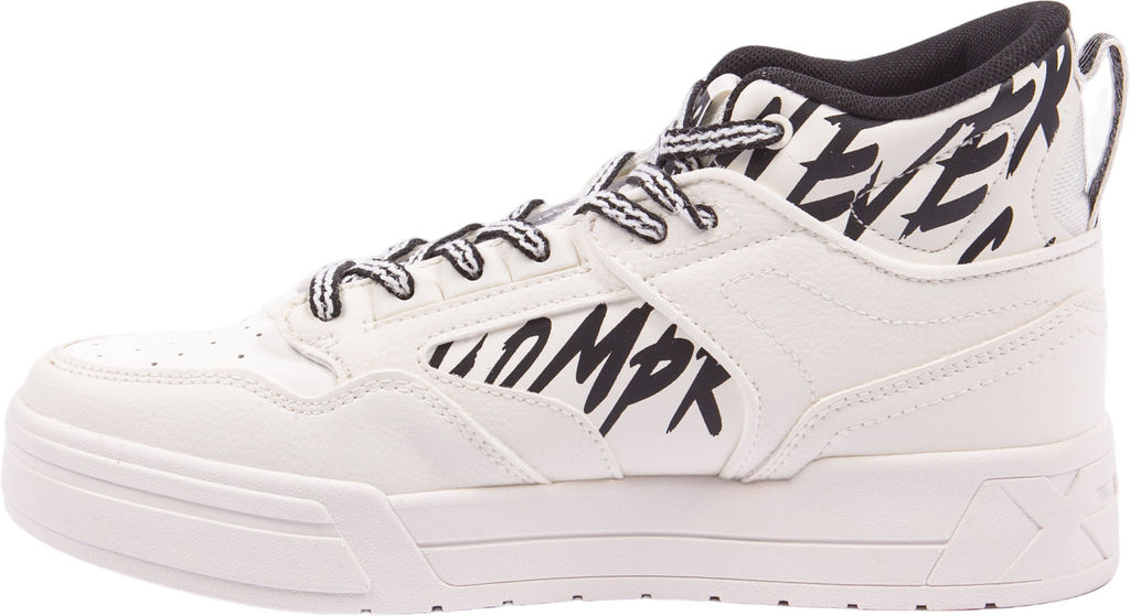 Кроссовки женские