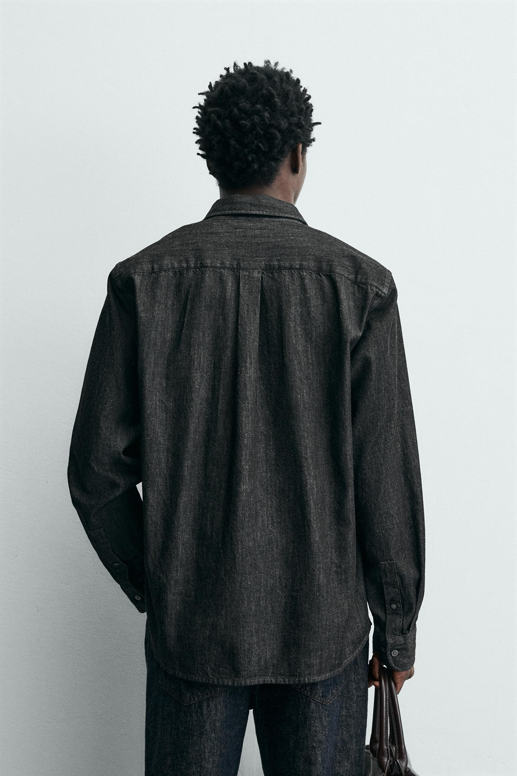 CAMISA RELAXED FIT DENIM / Negro - Zara фото 3
