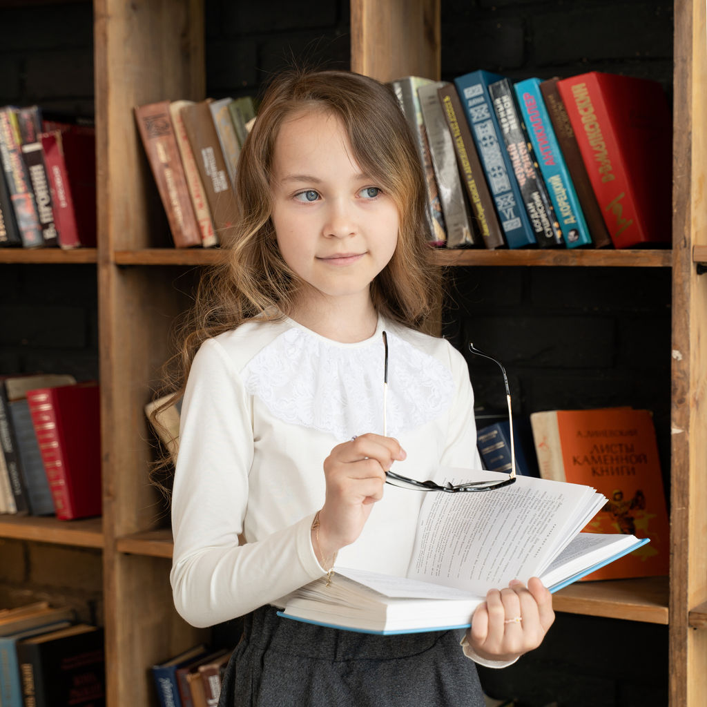 Джемпер детский молочный с жабо Д-254 (146, 76)