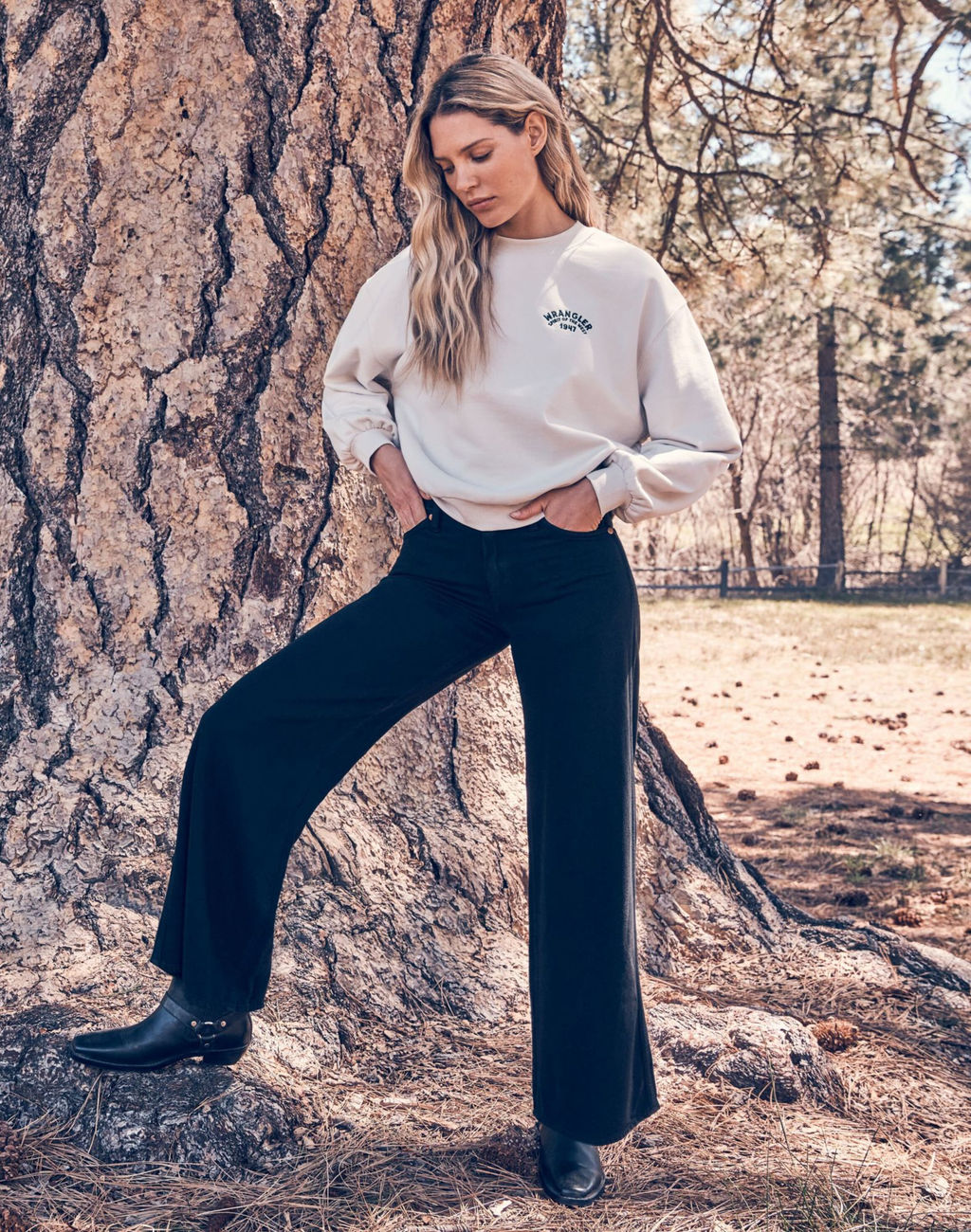 Джинсы женские