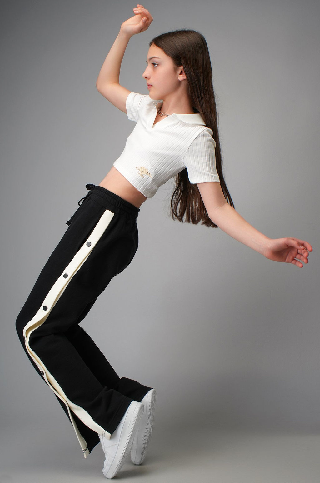 Брюки для девочки с заклепками из футера Happyfox