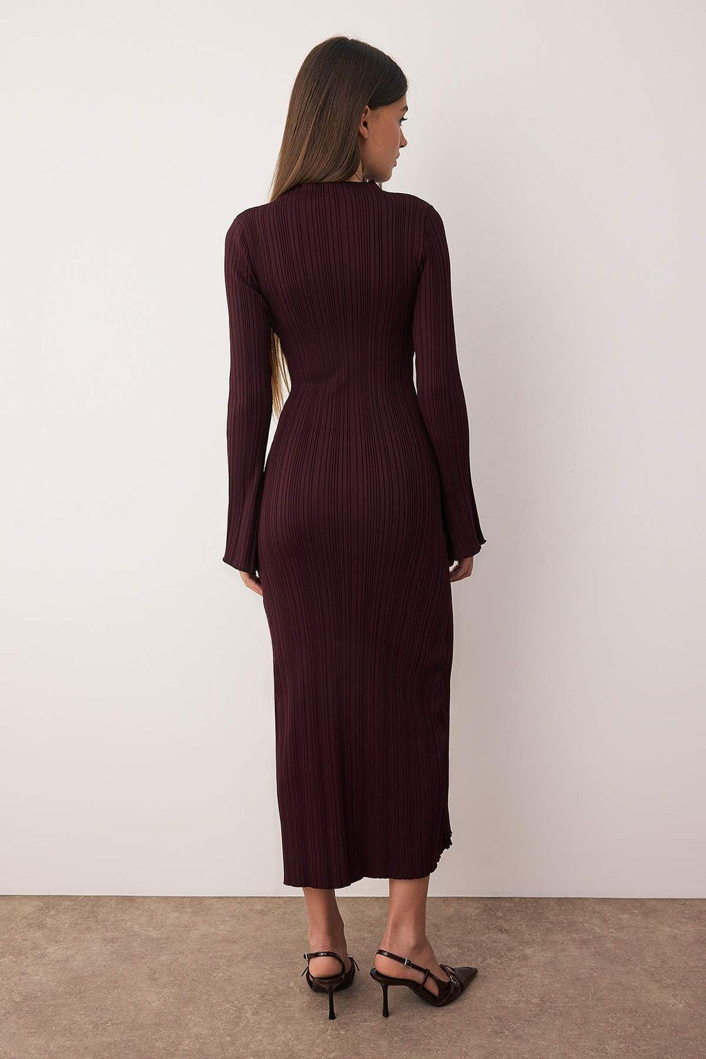 Murdum Premium/Ozel Iplik Bodycone Midi Dik Yaka A-Line Triko Uzun Elbise TWOAW26EL00056 - Trendyolmilla фото 4