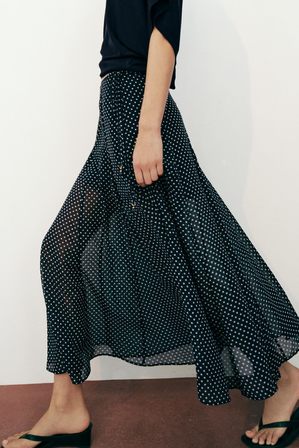 FALDA MIDI LUNARES / Marino / Blanco - Zara фото 4
